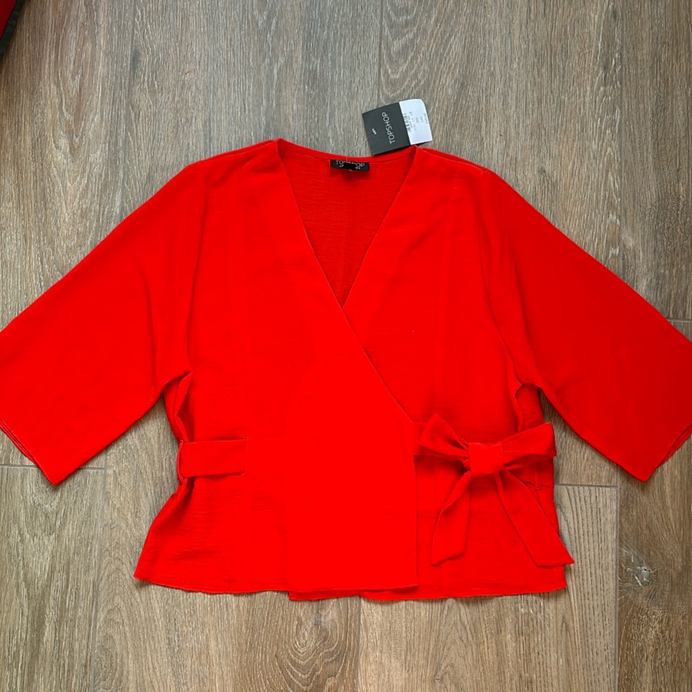 NWT - Topshop size 4 women red wrap belted half sleeve blouse